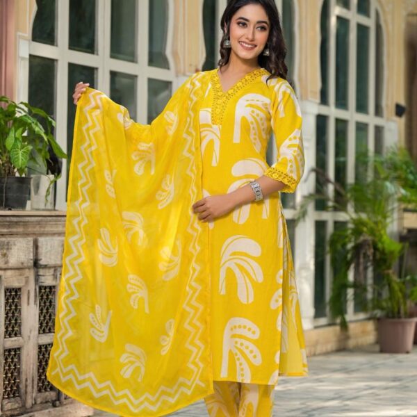 traditional KURTA PENT WITH DUPATTA SUIT SET