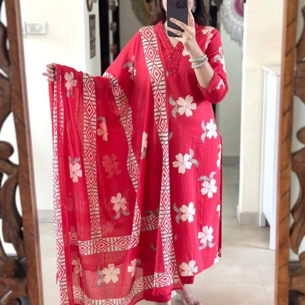 NEW FULL COTTON PRINT HAND WORK ANARKALI KURTI  PANT MALMAL DUPATTA ARRIVAL