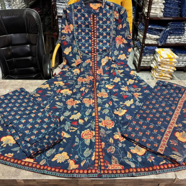 Presenting New Cotton Festival Collection In Pure Cotton With Hand And Adda  mirror Work kurti  And pant  Dupatta Set