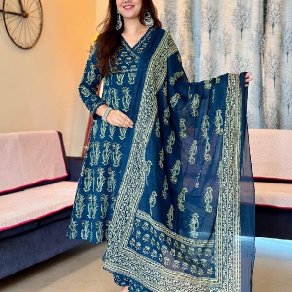 stylish ladies out there, who want something simple, sophisticated and traditional.