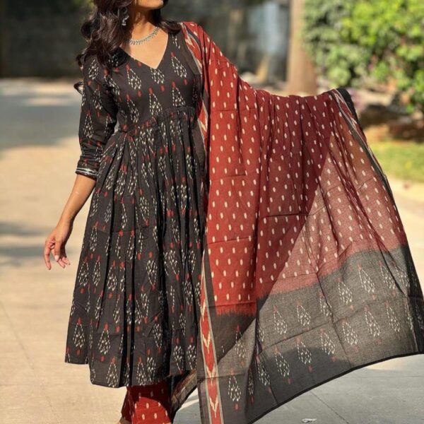 festival with our Very Beautiful 3ps Set For  Aliya cut suit printed cotton anaarkali kurtis with pant