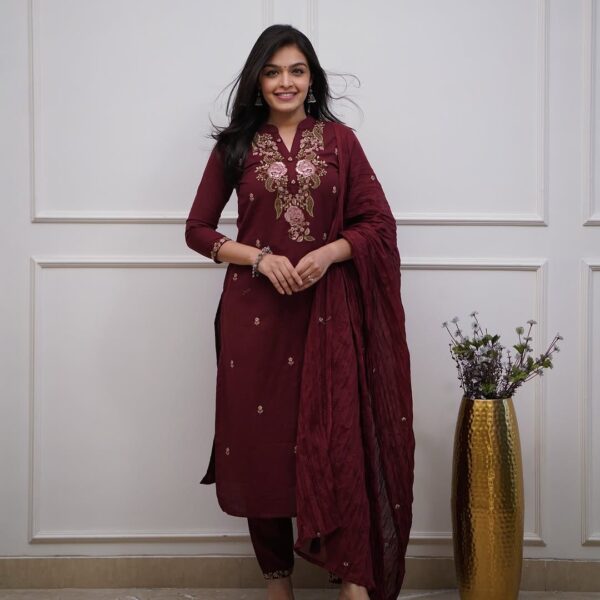 Beautiful pure cotton 60-60 super dying embroidery suit set paired up with cotton pant and mal mal cotton dupatta